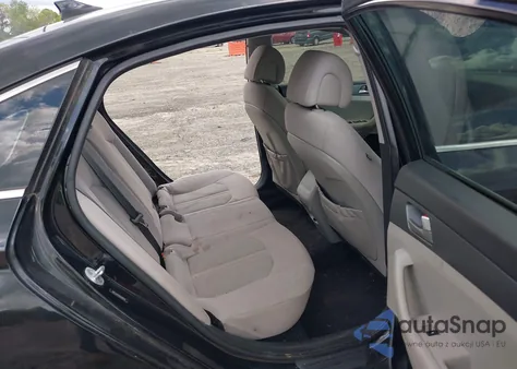 2017 Hyundai Sonata Se z USA, uszkodzony, nr VIN 5NPE24AF8HH488199